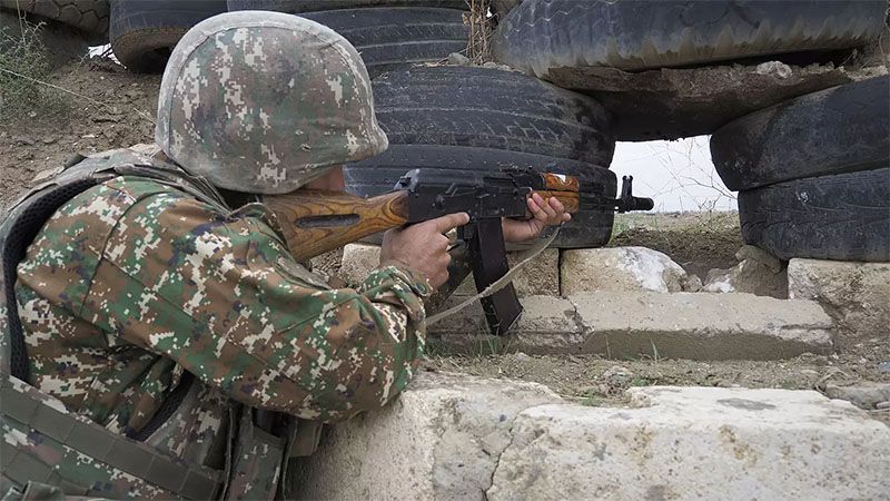 Al menos 206 militares murieron en choques fronterizos entre Armenia y Azerbaiy&aacute;n