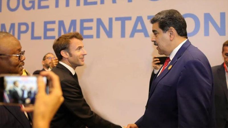 Tras un excelente apret&oacute;n de manos, Macron pide di&aacute;logo con Maduro