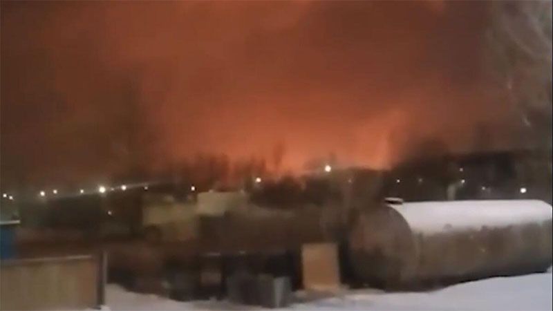 Se registra un fuerte incendio en una planta petrolera en Rusia