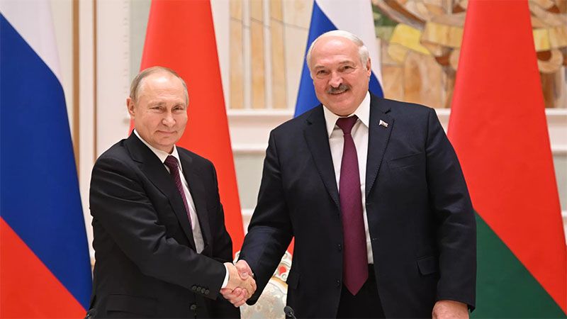 Lukashenko afirma que Bielorrusia no puede defender su independencia sin el apoyo de Rusia