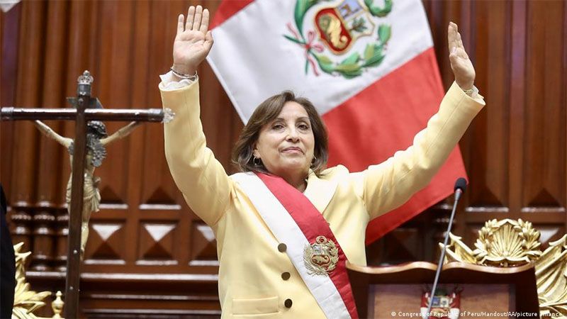 El Gobierno de Boluarte destituye 312 autoridades locales en todo Per&uacute;