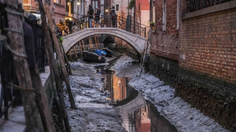 Los canales de Venecia se quedan sin agua