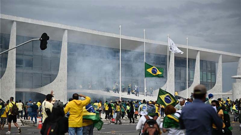 Brasil libera a 130 personas acusadas por el asalto a los tres poderes