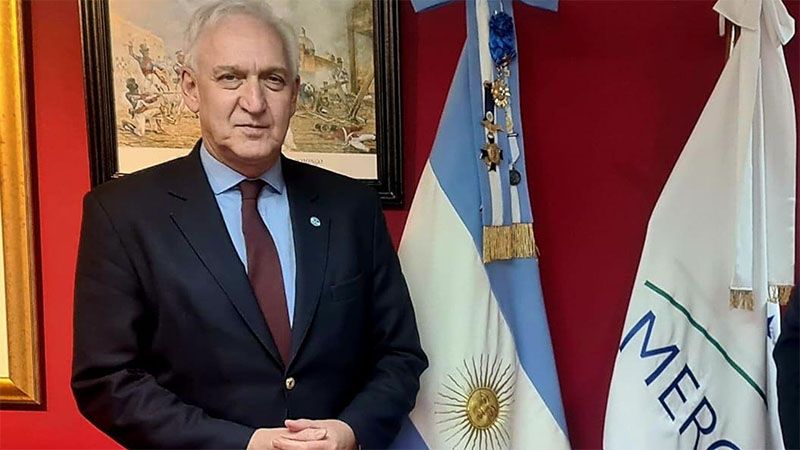 Argentina pide la retirada del embajador ecuatoriano tras expulsi&oacute;n de su diplom&aacute;tico