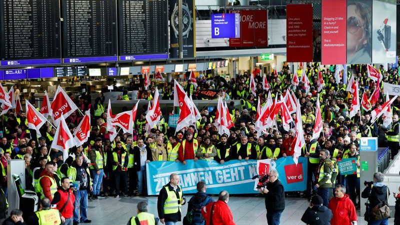 Nueva ronda de huelgas en aeropuertos alemanes provoca cancelación de cientos de vuelos