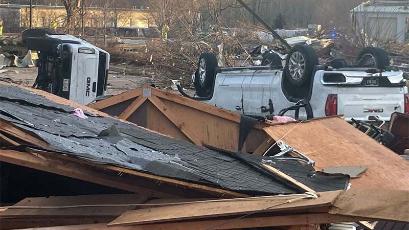 Mueren ocho personas por una nueva ola de tornados en el Medio Oeste de EEUU