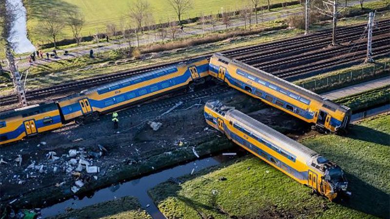 Un muerto y treintena de heridos en descarrilamiento de tren en Pa&iacute;ses Bajos