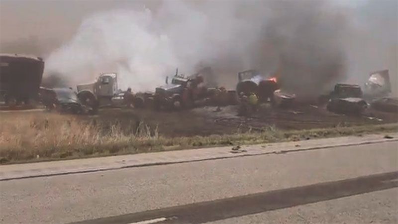 Al menos 6 muertos en accidente m&uacute;ltiple en EEUU por una tormenta de arena