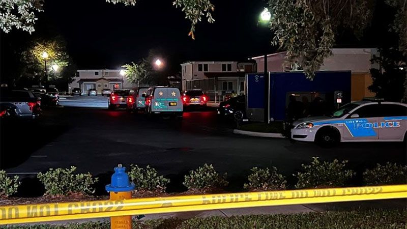 Encuentran a una madre y sus 3 hijos muertos a tiros en Florida