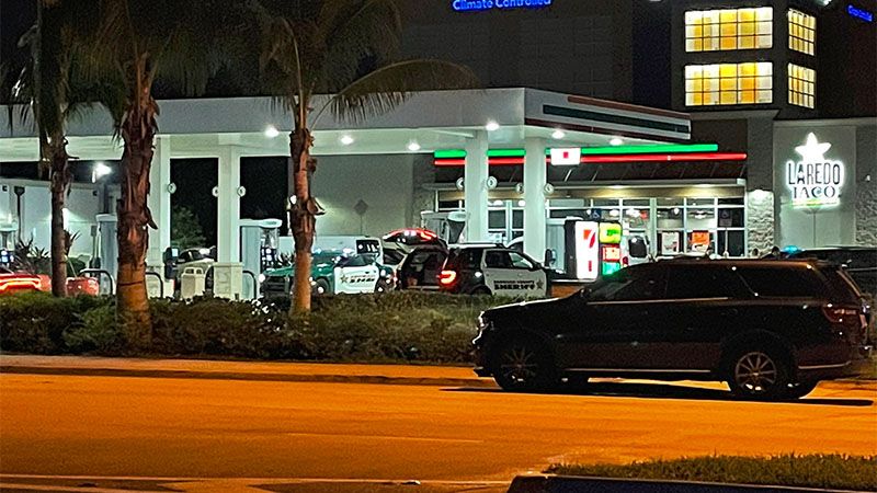 Dos muertos y un herido en un tiroteo en una gasolinera en Florida