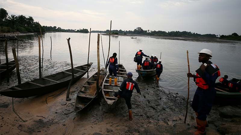 M&aacute;s de 15 ni&ntilde;os muertos tras hundirse una embarcaci&oacute;n en un r&iacute;o en Nigeria