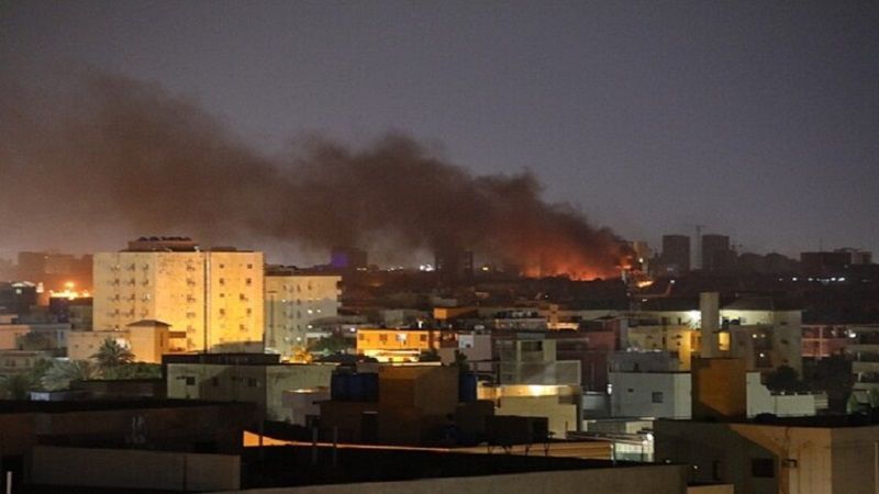 Mueren 17 personas y más de cien resultan heridas tras un ataque con artillería contra un mercado en Jartum