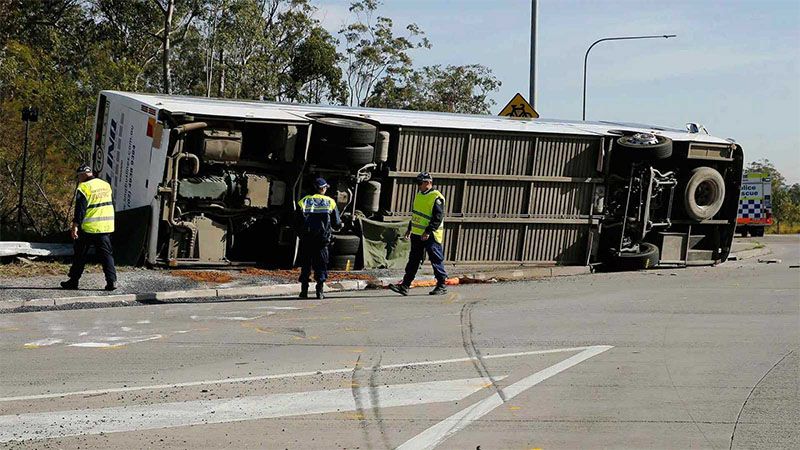 Diez muertos y 25 heridos tras volcar un autob&uacute;s que trasladaba invitados a una boda en Australia