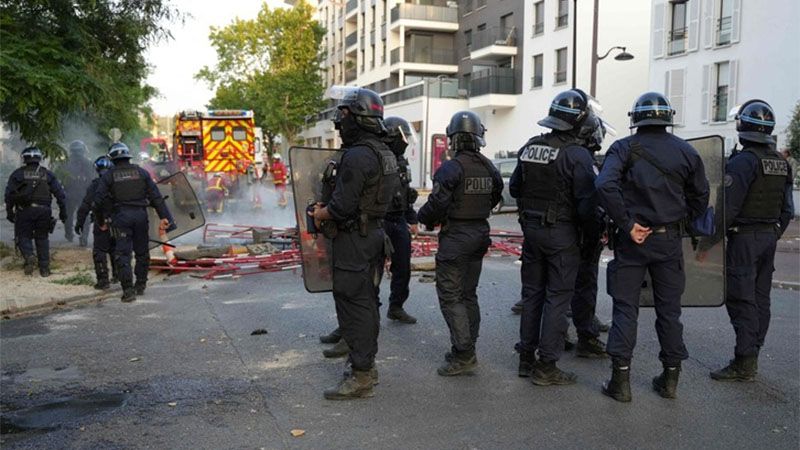 Protestas en la periferia de Par&iacute;s por la muerte de un adolescente a manos de la Polic&iacute;a