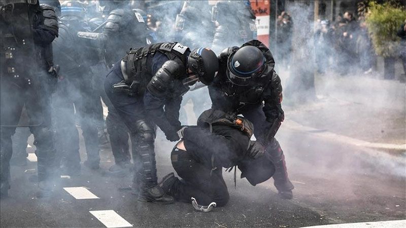 Rusia condena la represi&oacute;n policial de protestas en Francia