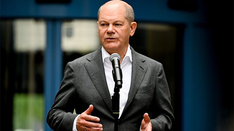 Scholz defiende que EEUU env&iacute;e bombas de racimo a Ucrania pero rechaza su uso