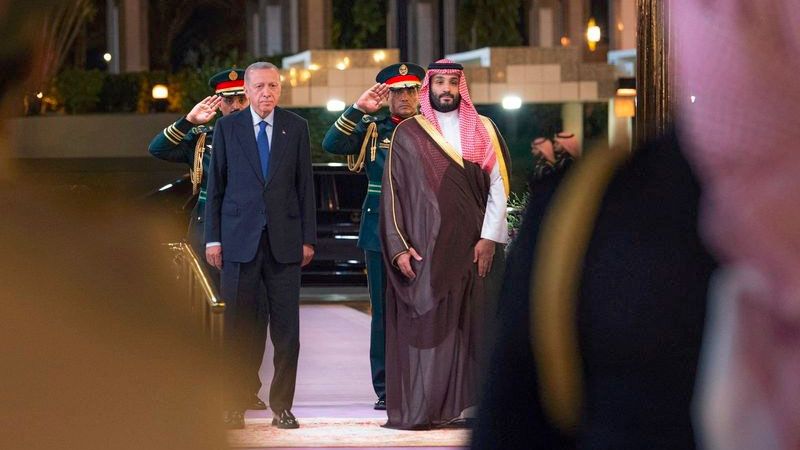 Arabia Saud&iacute; firma un acuerdo para la compra de drones a Turqu&iacute;a