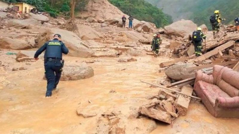 Ascienden a 20 los muertos por las avalanchas en el centro de Colombia