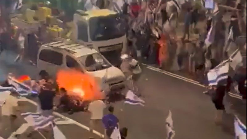 Un coche atropella a manifestantes israel&iacute;es y deja 3 heridos