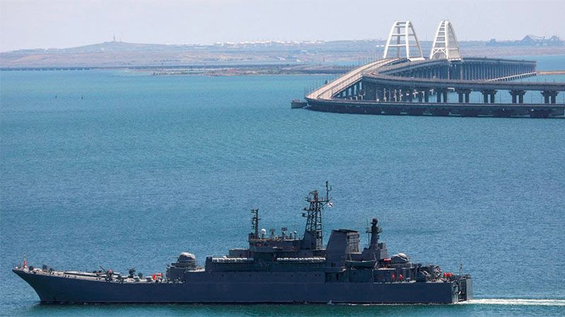 Rusia destruye otras cuatro lanchas de desembarco de Ucrania en la costa de Crimea