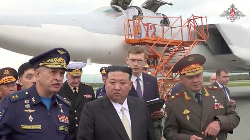 Ministro de Defensa ruso muestra a Kim aviones estrat&eacute;gicos y misiles hipers&oacute;nicos Kinzhal