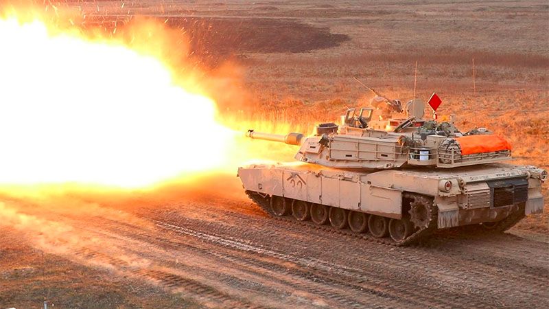 Zelenski celebra la llegada a Ucrania de los primeros tanques estadounidenses Abrams