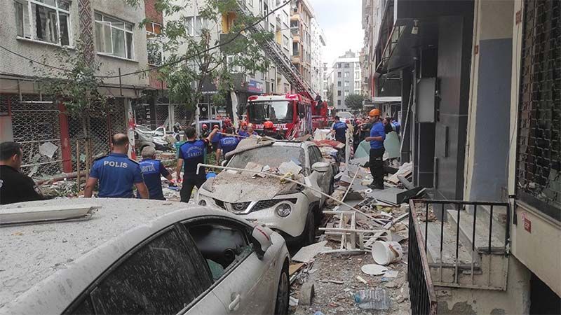 Mueren dos personas por una explosi&oacute;n de gas en Estambul
