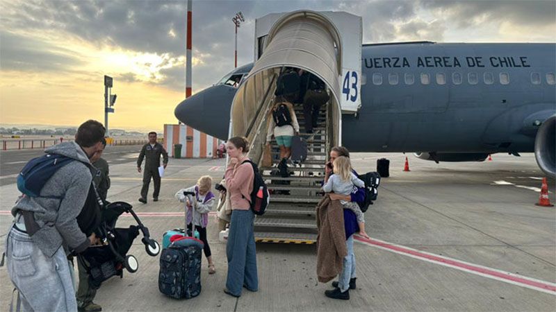 Evacuados m&aacute;s de 200 chilenos desde Palestina ocupada