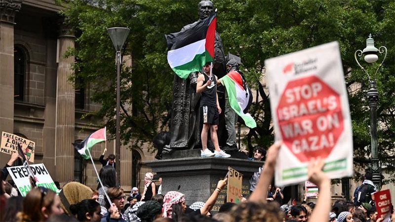 Menores dejan las aulas para manifestarse en Melbourne en favor de Palestina