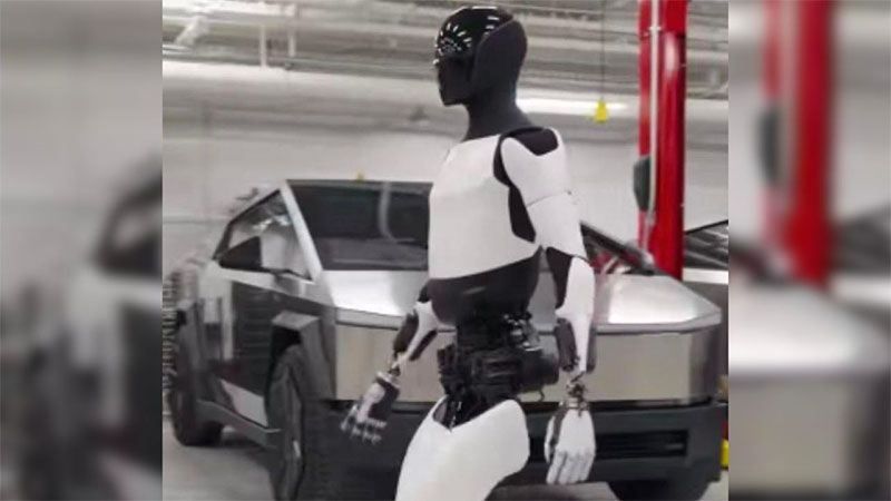 Un robot ataca con violencia a un ingeniero en una f&aacute;brica de Tesla, en Texas