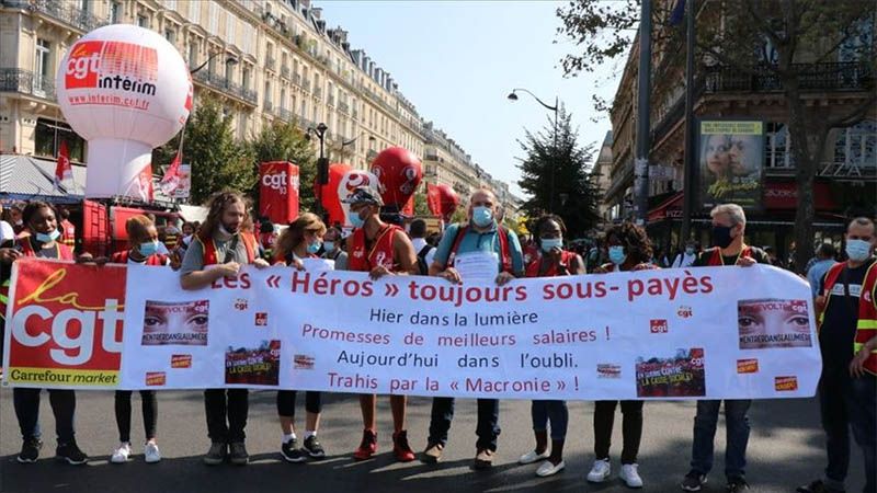 Los maestros en Francia reclaman mejores condiciones