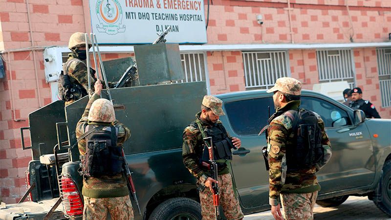 Diez muertos y 6 heridos en un ataque contra un centro policial en el oeste de Pakist&aacute;n