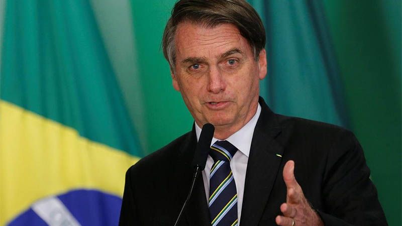 Bolsonaro entrega su pasaporte tras una operación policial por intento de golpe en Brasil