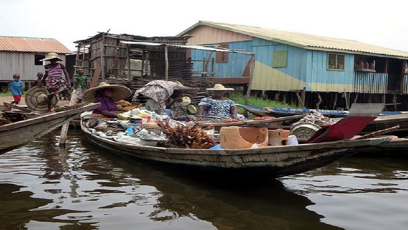 Muren seis personas al vuelco de su embarcación en el sur de Benín