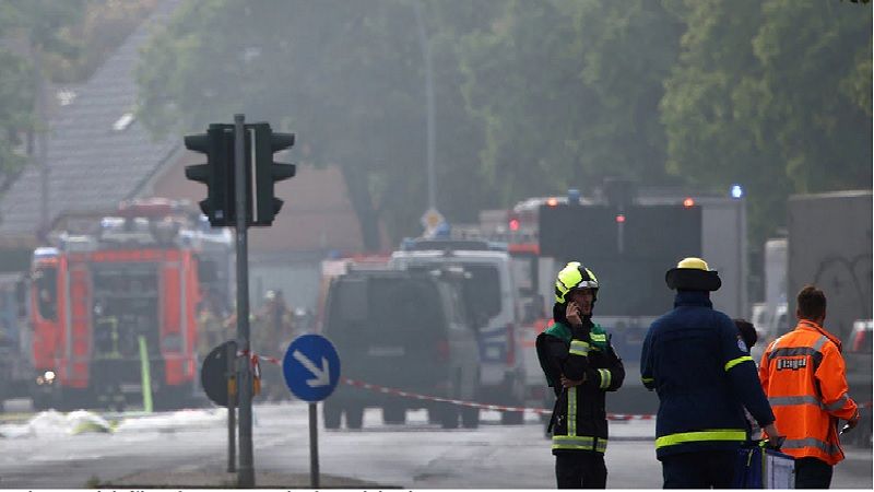 Una nube t&oacute;xica por un incendio en una f&aacute;brica metal&uacute;rgica del gigante tecnol&oacute;gico alem&aacute;n Diehl en Berl&iacute;n