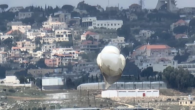 En V&iacute;deo: Hezbol&aacute; derriba un globo de reconocimiento israel&iacute; en el sur de L&iacute;bano