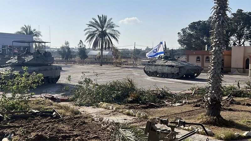 El ej&eacute;rcito israel&iacute; intensifica ataques en Rafah y controla el corredor que separa Egipto de Gaza