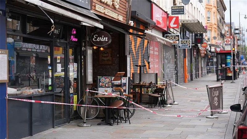 Varias personas heridas tras tiroteo en restaurante de Londres