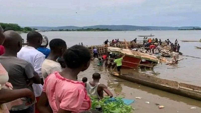 Mueren 80 personas al naufragar una embarcaci&oacute;n en un r&iacute;o del oeste de RDC