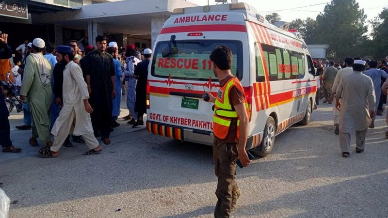 M&aacute;s de tres muertos por un atentado con bomba en un puente en el norte de Pakist&aacute;n