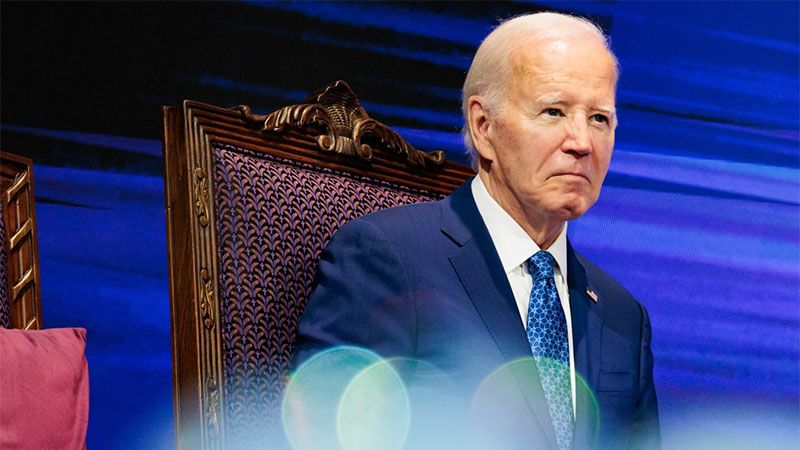 Otros dos senadores se suman a los que piden que Biden se retire de la carrera presidencial