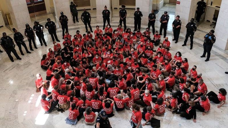 Polic&iacute;a del Capitolio de EEUU detuvo a 200 personas que protestaban contra la visita de Netanyahu