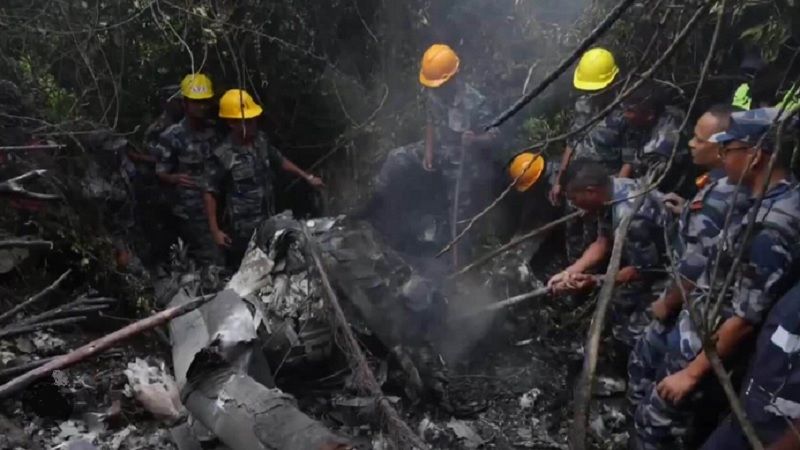 Mueren cinco personas en un accidente de helic&oacute;ptero en el centro de Nepal