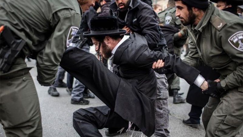 Un centenar de ultraortodoxos protestan en Al-Quds contra el reclutamiento militar