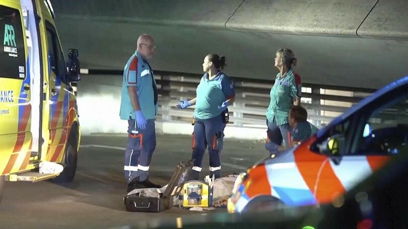 Muere una persona y otra resulta herida en un apu&ntilde;alamiento en Rotterdam